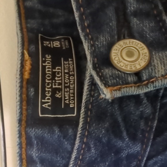 Abercrombie & Fitch Jean 👖 Shorts - Picture 3 of 3